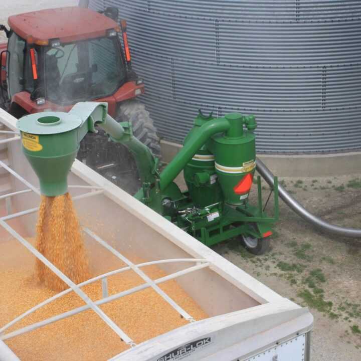 Пневмо транспортна машина на зърно Agri-Vac Walinga с капацитет от 64т/ч до 140 т/ч