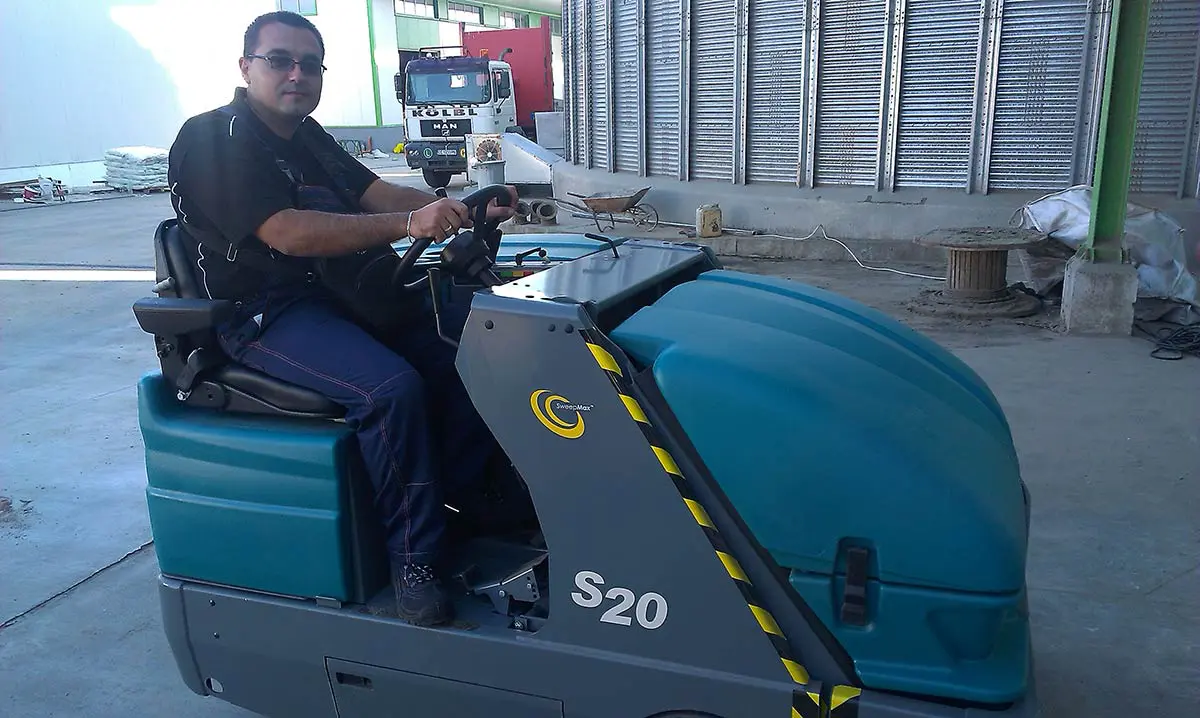 IMAG0481 - ПЛУГАРОВ ПАРТНЬОРЪТ - 30